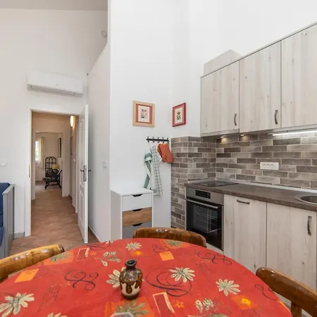 Malena Appartement *